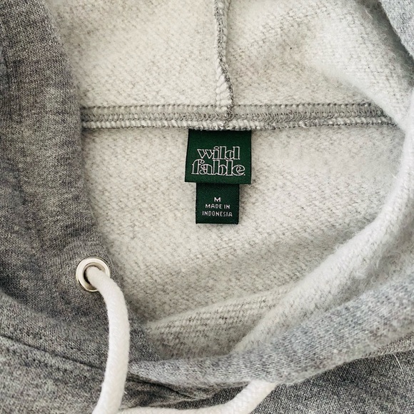 Wild Fable Gray Cropped Hoodie - Picture 5 of 6